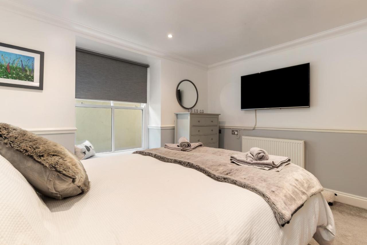 3 South Beach Court - Cosy Seafront Apartment เท็นบี ภายนอก รูปภาพ